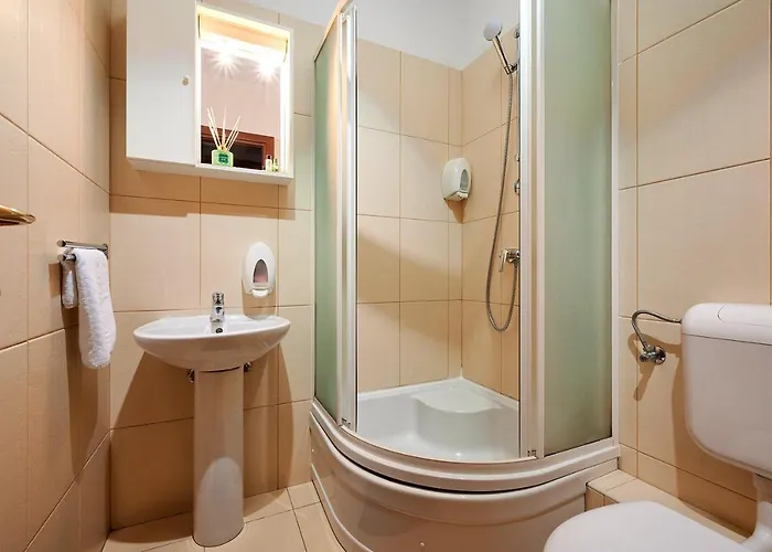 Stara Olea לינה וארוחת בוקר 3*